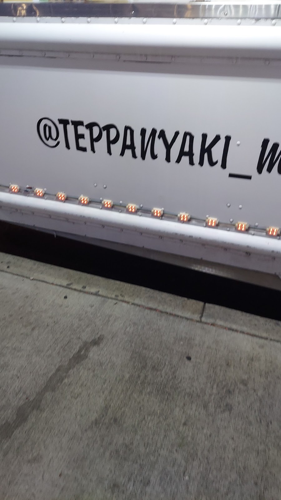 Teppanyaki Madness | restaurant | 6467 Vineland Ave, North Hollywood, CA 91606, USA | 7479771253 OR +1 747-977-1253