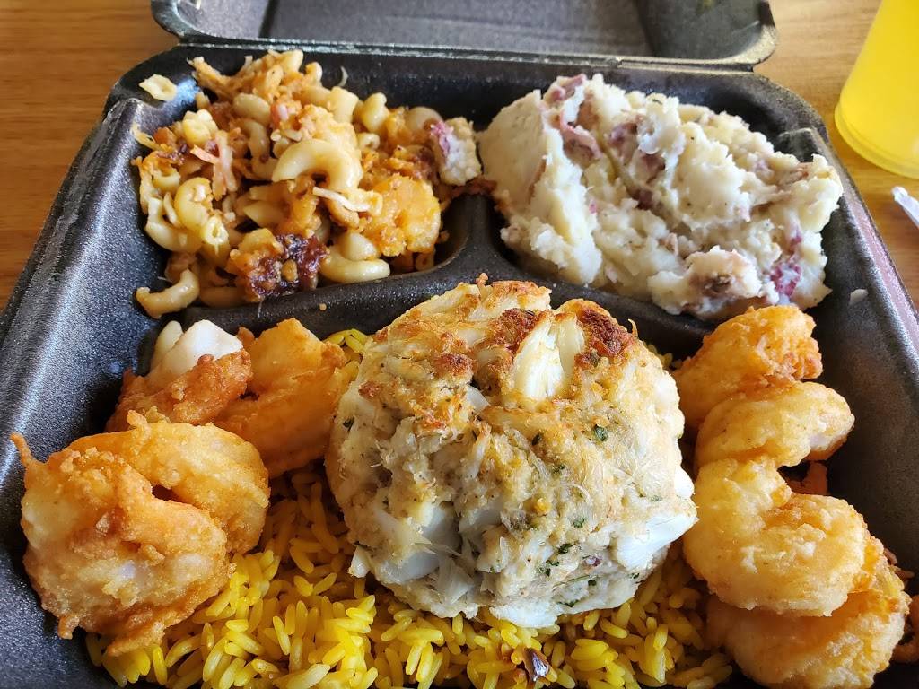 LuLus Maryland Style Chicken & Seafood | restaurant | 2400 Tuckaseegee Rd, Charlotte, NC 28208, USA | 9804980838 OR +1 980-498-0838