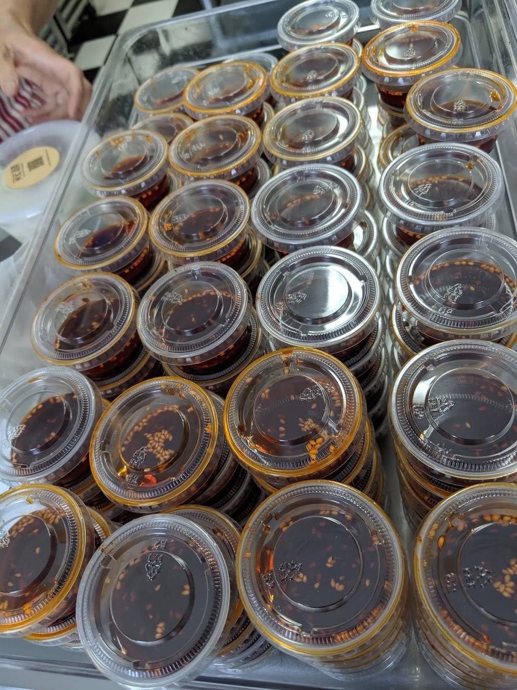 WU JI XIAN FOODS | restaurant | 117 B North Service Rd E, Oakville, ON L6H 1A3, Canada | 2899817140 OR +1 289-981-7140