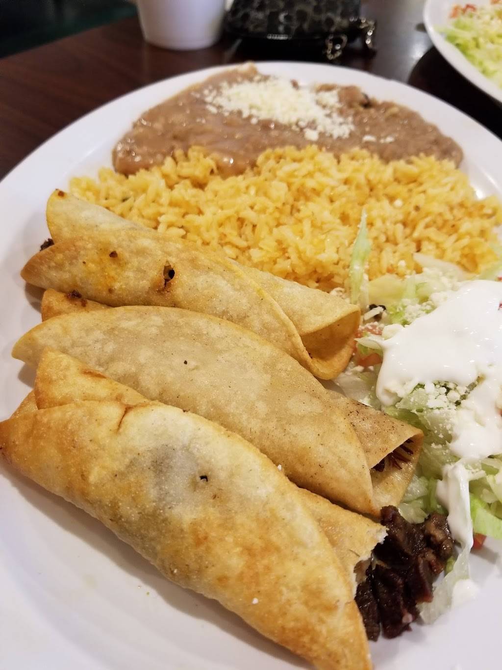 El Paisano | restaurant | 1290 E Plumb Ln, Reno, NV 89502, USA | 7758239914 OR +1 775-823-9914