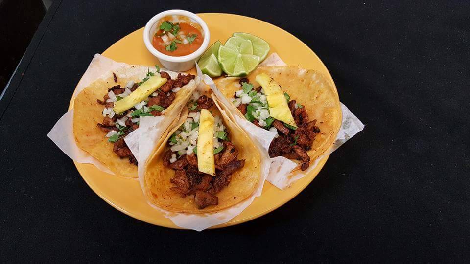 Taqueria Hernandez | restaurant | 999 Trenton Ave, Uhrichsville, OH 44683, USA | 3303656607 OR +1 330-365-6607