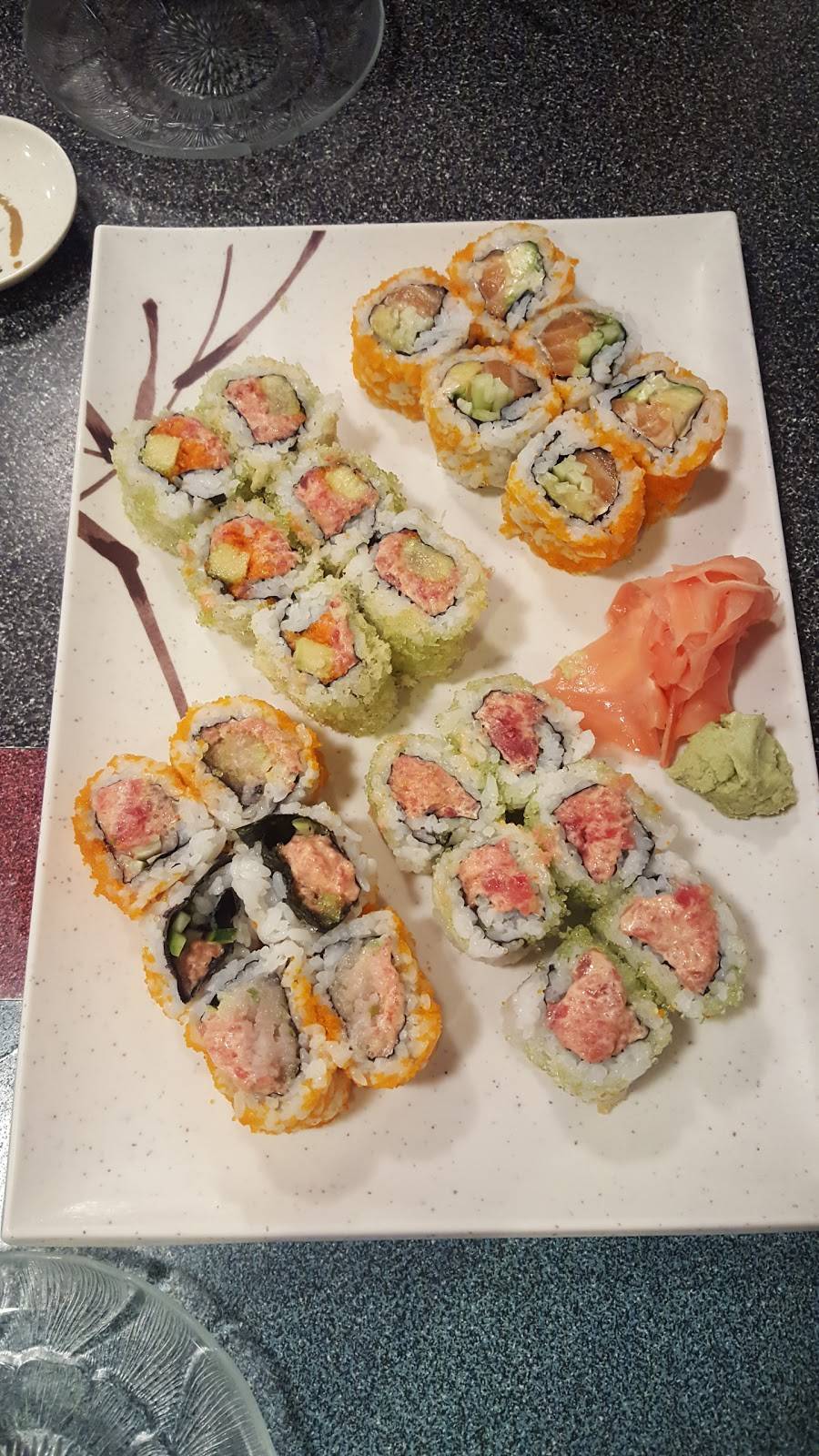 Fujiyama Japanese Restaurant | restaurant | 3057 Dundee Rd, Northbrook, IL 60062, USA | 8477141319 OR +1 847-714-1319