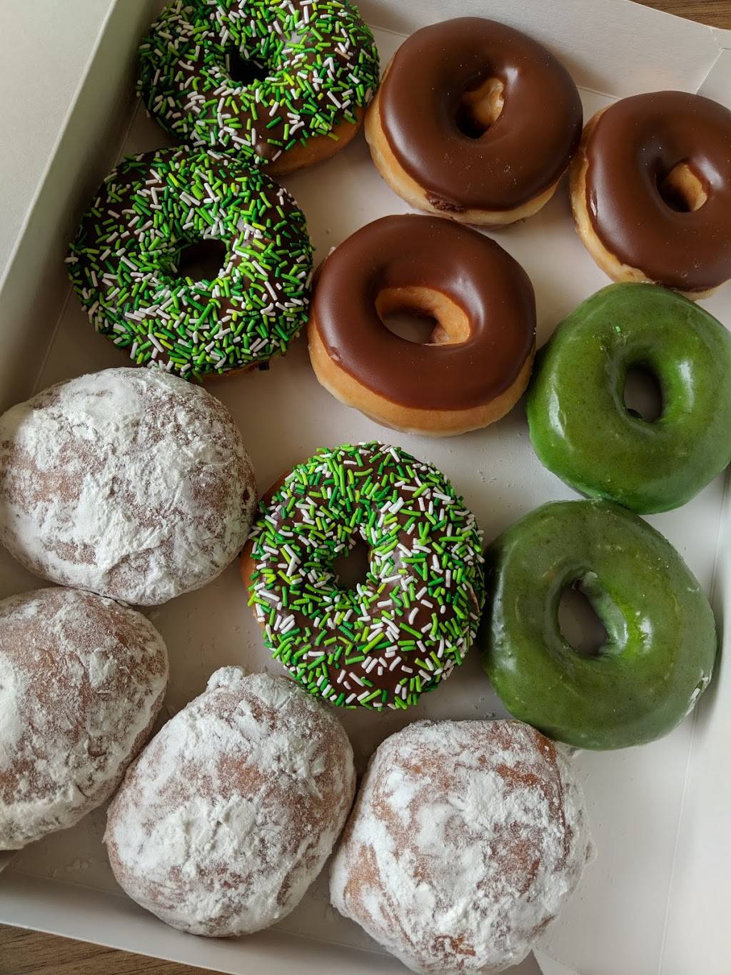 Krispy Kreme | bakery | 701 E Stassney Ln, Austin, TX 78745, USA | 5128518888 OR +1 512-851-8888