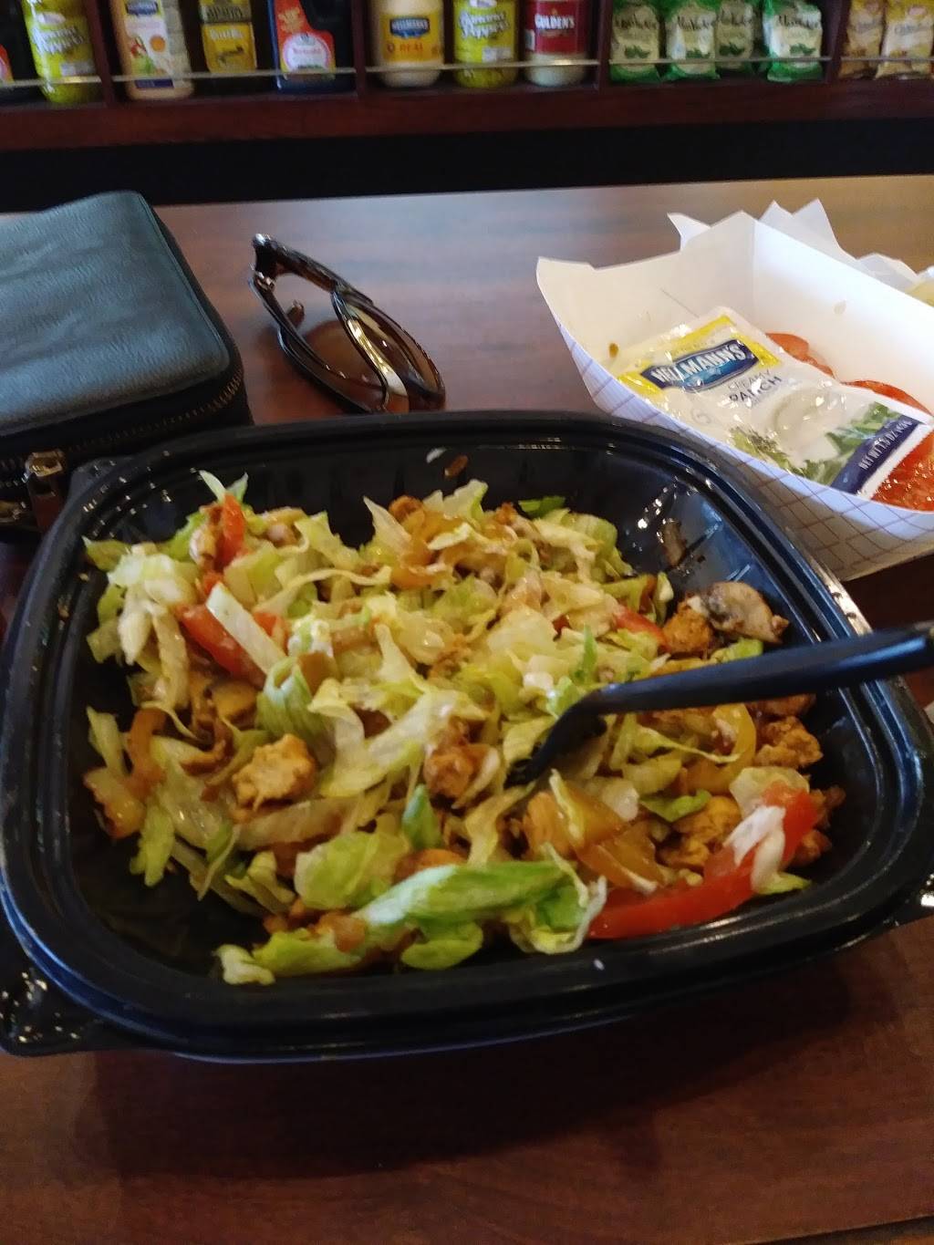 Penn Station East Coast Subs | meal takeaway | 4416 Red Bank Rd, Cincinnati, OH 45227, USA | 5135617366 OR +1 513-561-7366