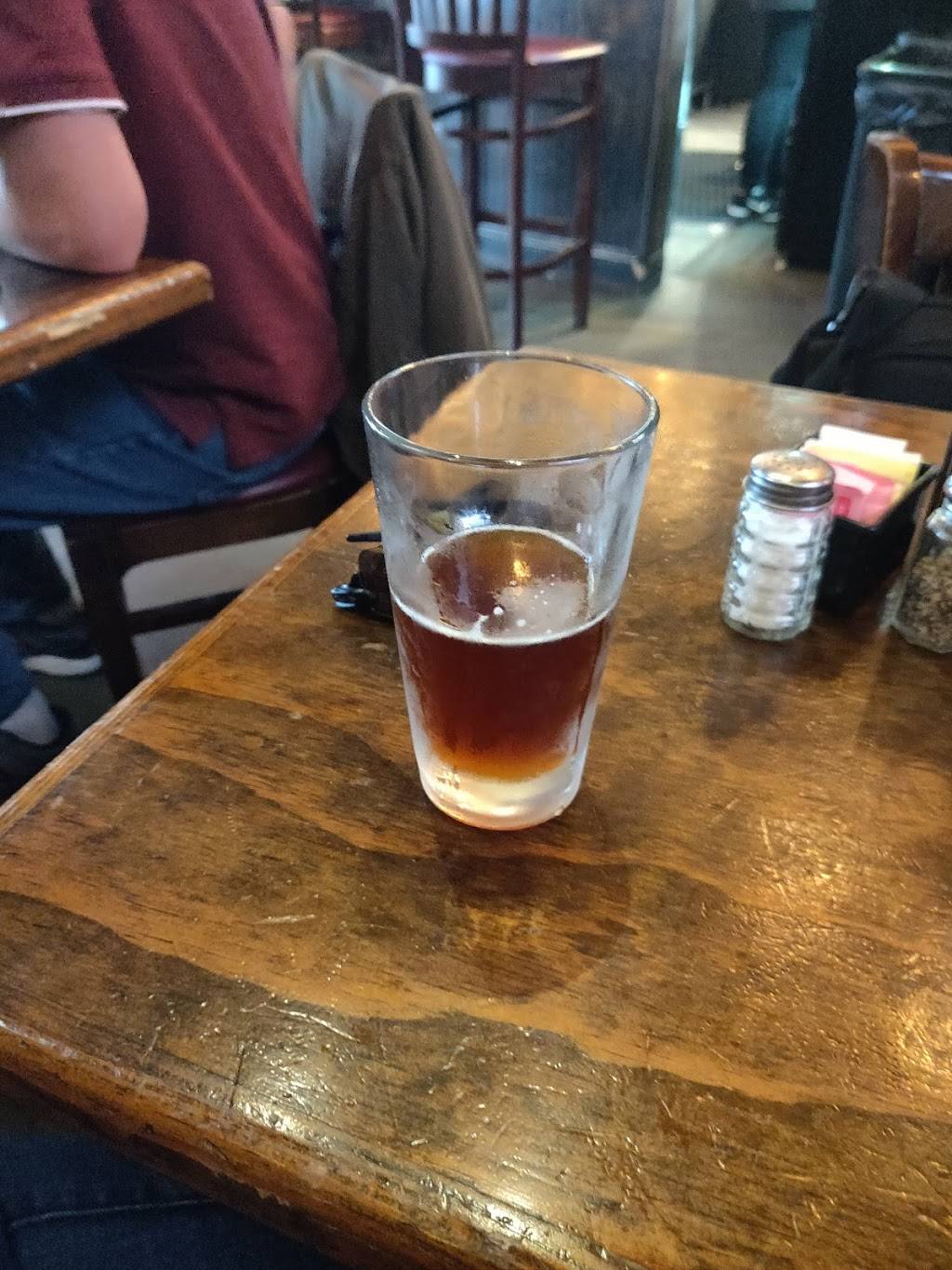 Pub At Gateway | restaurant | 710 W Trade St, Charlotte, NC 28202, USA | 7043339818 OR +1 704-333-9818