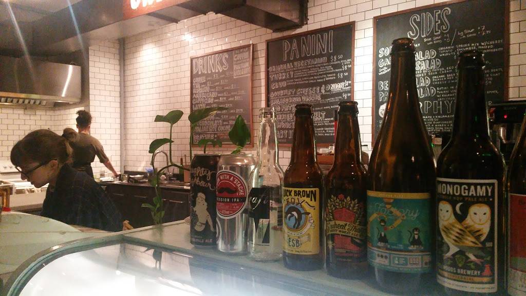 Cheeses Murphy | restaurant | 46 King St N, Waterloo, ON N2J 2W9, Canada | 5198860227 OR +1 519-886-0227