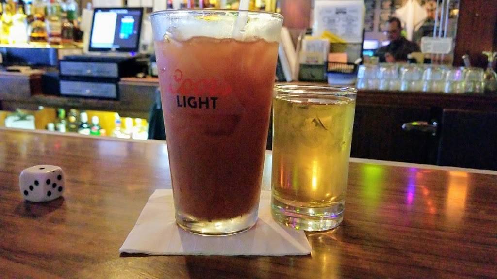 Andys Pub & Grub | restaurant | 527 W 9th Ave, Oshkosh, WI 54902, USA | 9203030181 OR +1 920-303-0181