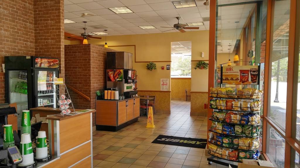 Subway | restaurant | 490 Park St, Beaumont, TX 77701, USA | 4098337827 OR +1 409-833-7827