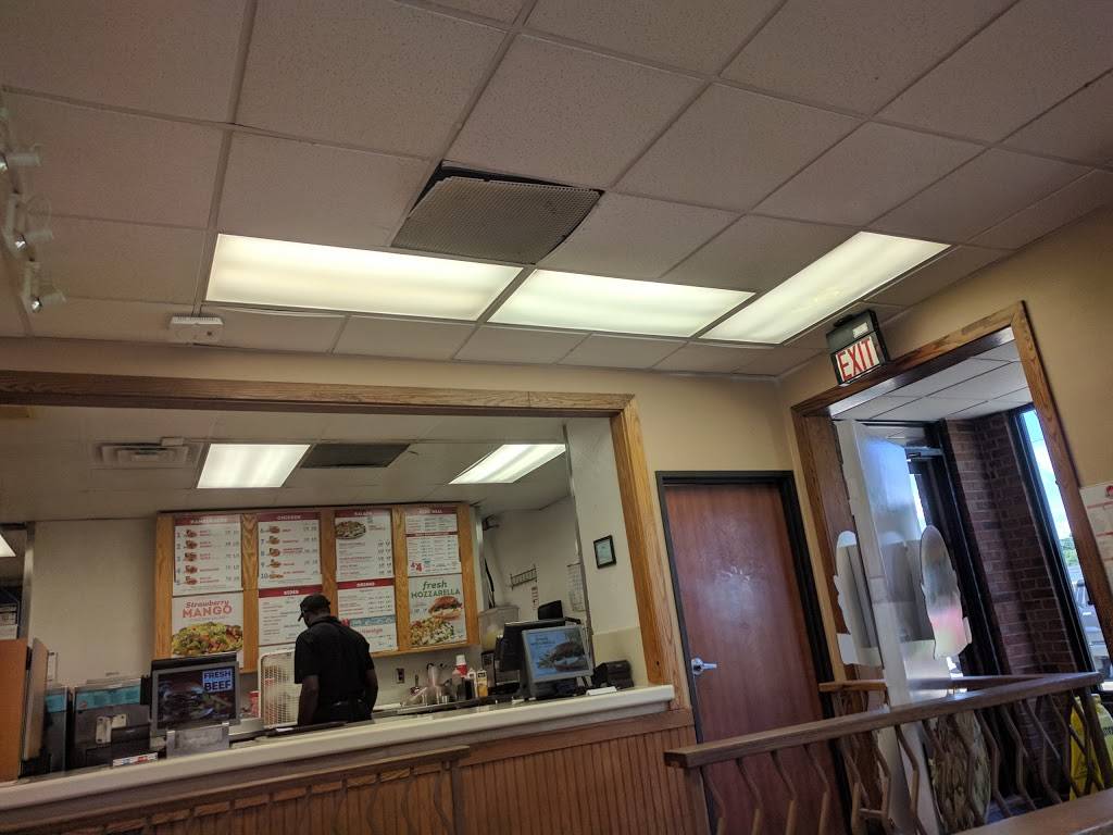 Wendys | restaurant | 3302 N Washington St, Forrest City, AR 72335, USA | 8706339488 OR +1 870-633-9488