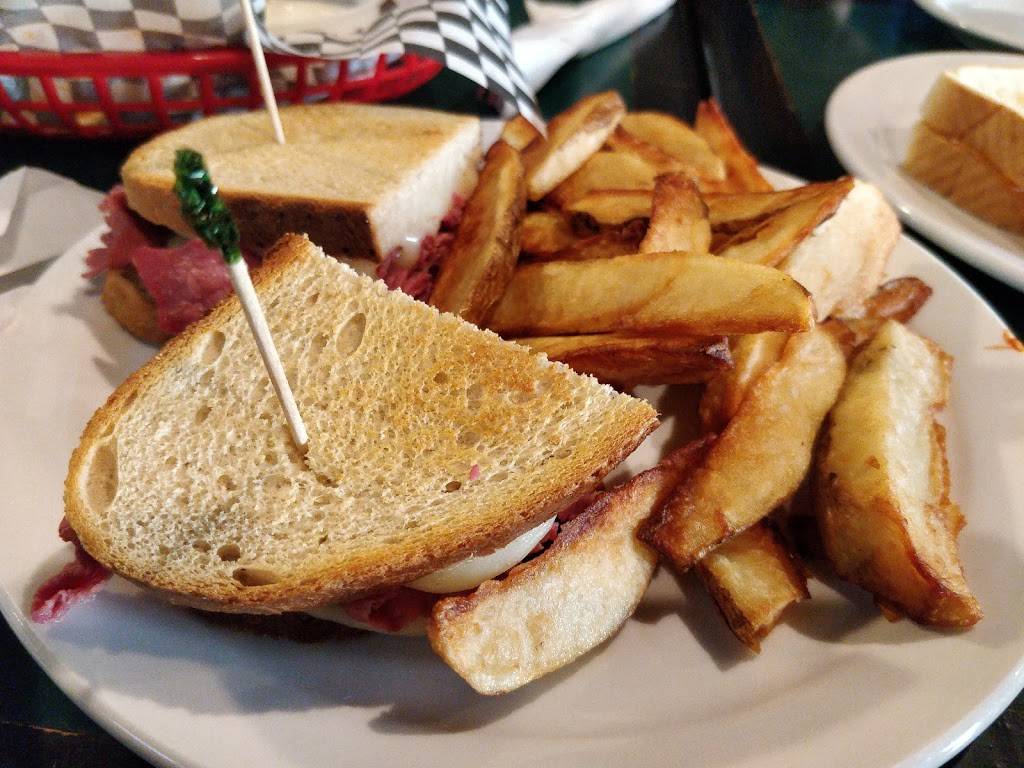 King George’s Arms | restaurant | 2501 Victoria Park Ave, Scarborough, ON M1T 1A1, Canada | 4164928036 OR +1 416-492-8036