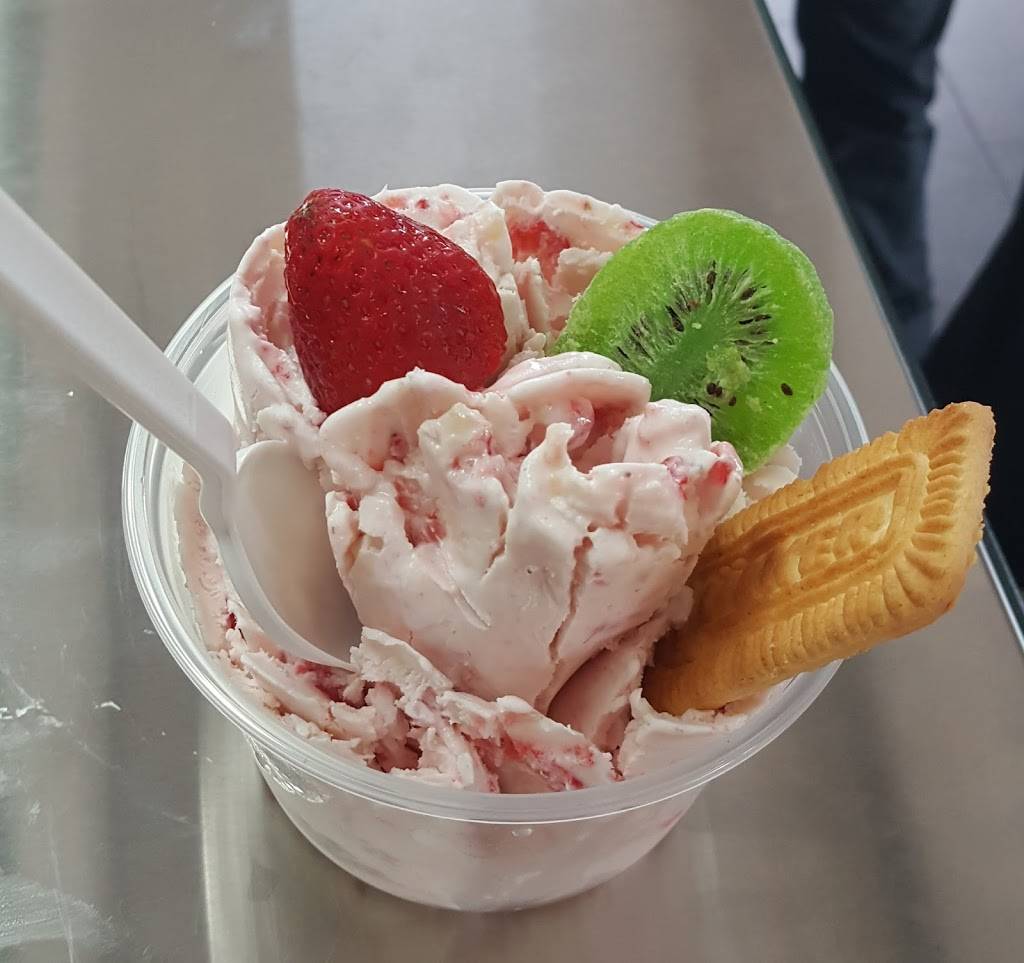 Avenue Grill Plus | restaurant | 8900 McGraw Ave, Detroit, MI 48210, USA | 3134062274 OR +1 313-406-2274