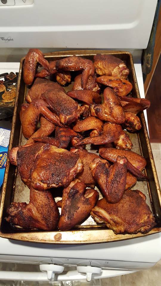 Smokin Es BBQ | restaurant | 2401 Central Ave, Lake Station, IN 46405, USA | 2196544141 OR +1 219-654-4141