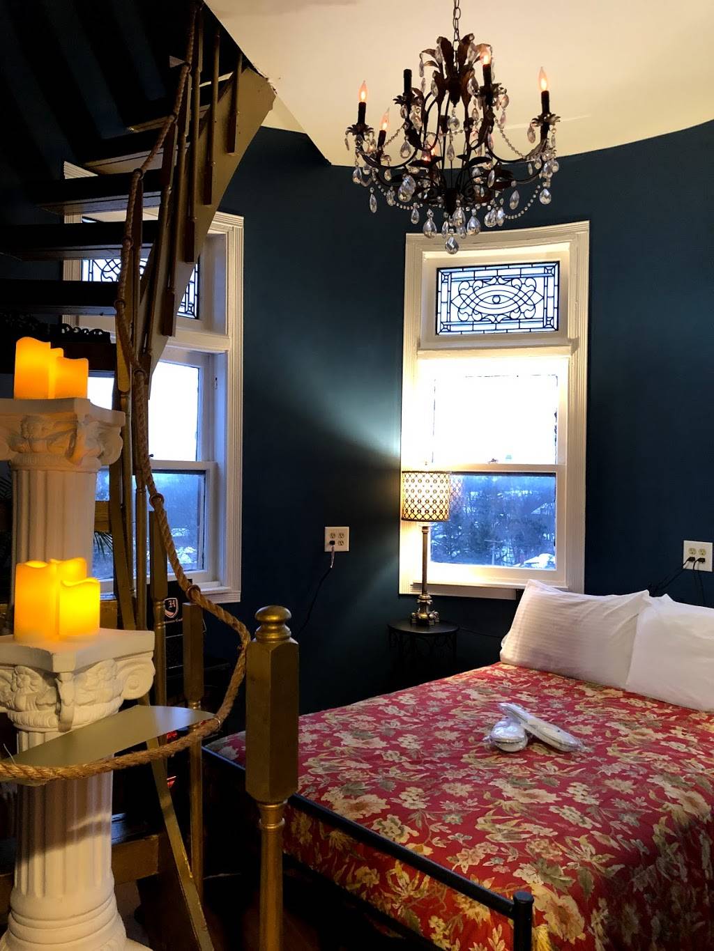 Henderson Castle Inn,Vintage Hotel,Restaurant,Winery & Wedding v | restaurant | 100 Monroe St, Kalamazoo, MI 49006, USA | 2693441827 OR +1 269-344-1827