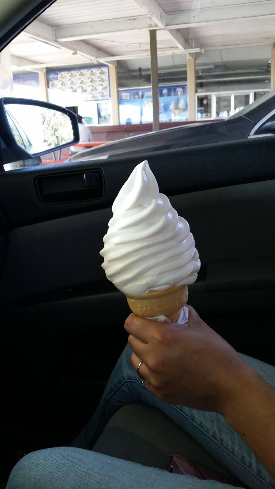 Frosty King | restaurant | 9201 Weedpatch Hwy, Lamont, CA 93241, USA | 6618452225 OR +1 661-845-2225