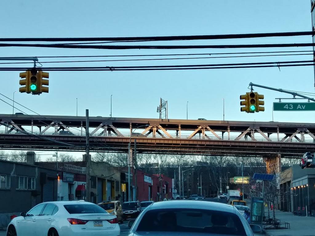 Five Star Banquet | restaurant | 13-05 43rd Ave, Long Island City, NY 11101, USA | 7187848484 OR +1 718-784-8484