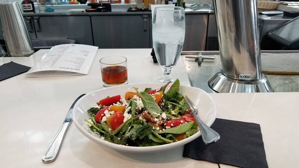 Tapas Sky Bar | restaurant | 8500 Peña Blvd, Denver, CO 80249, USA | 3033426720 OR +1 303-342-6720