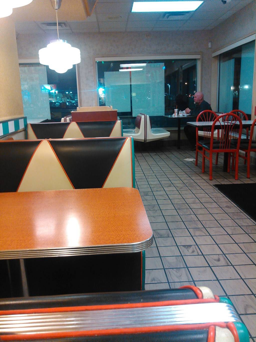 A&W Restaurant | restaurant | 7140 N Pecos St, Denver, CO 80221, USA | 3034281438 OR +1 303-428-1438