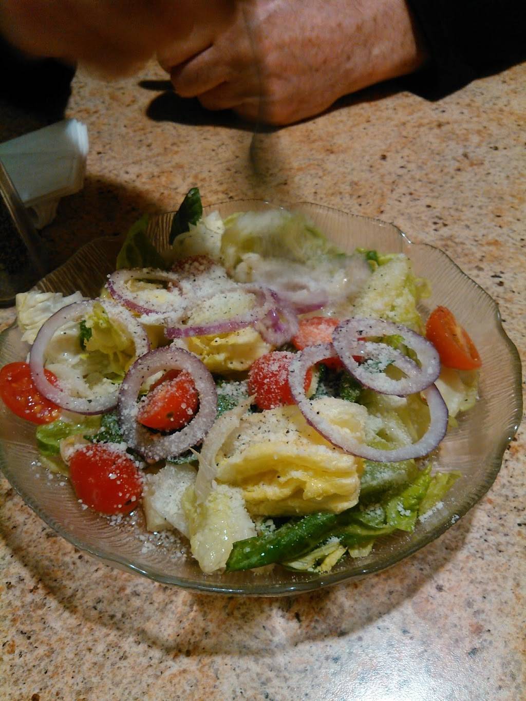 Spinellis Brick oven Pizzeria | restaurant | 107 Kinsley Dr #106, Brodheadsville, PA 18322, USA | 5704022700 OR +1 570-402-2700