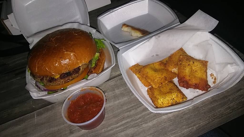 Bennys Classic Grill | restaurant | 10302 Garland Rd, Dallas, TX 75218, USA | 2143241312 OR +1 214-324-1312