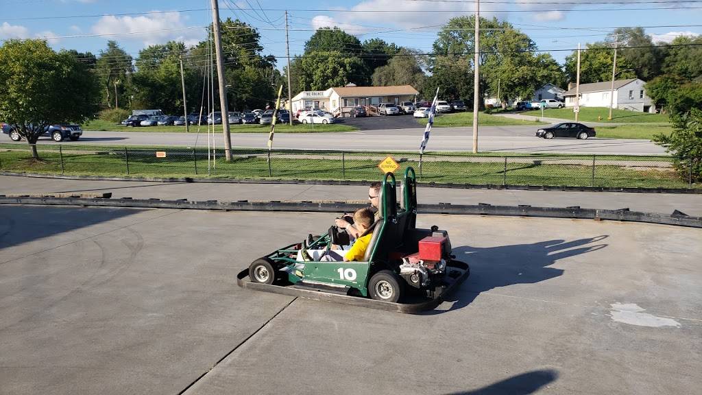 Cool Crest Family Fun Center | restaurant | 10735 E US-40, Independence, MO 64055, USA | 8163580088 OR +1 816-358-0088