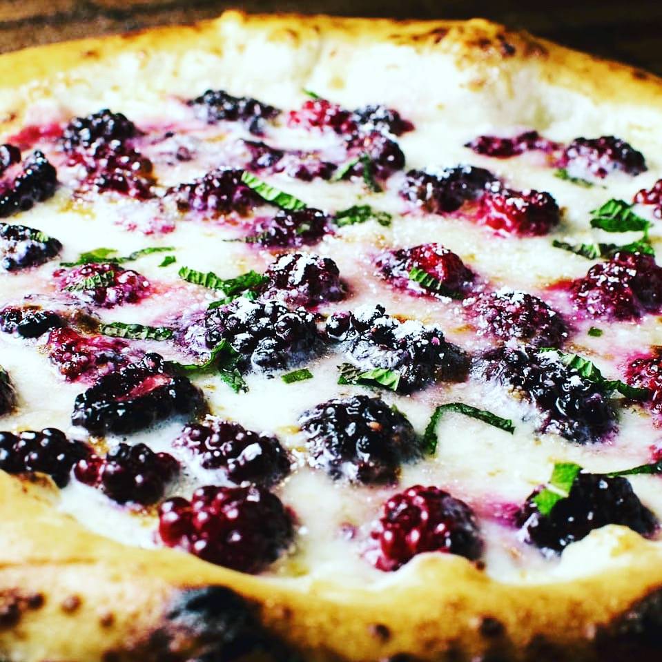 Delucca Gaucho Pizza & Wine Plano | restaurant | 8240 Preston Rd #100, Plano, TX 75024, USA | 4698884747 OR +1 469-888-4747