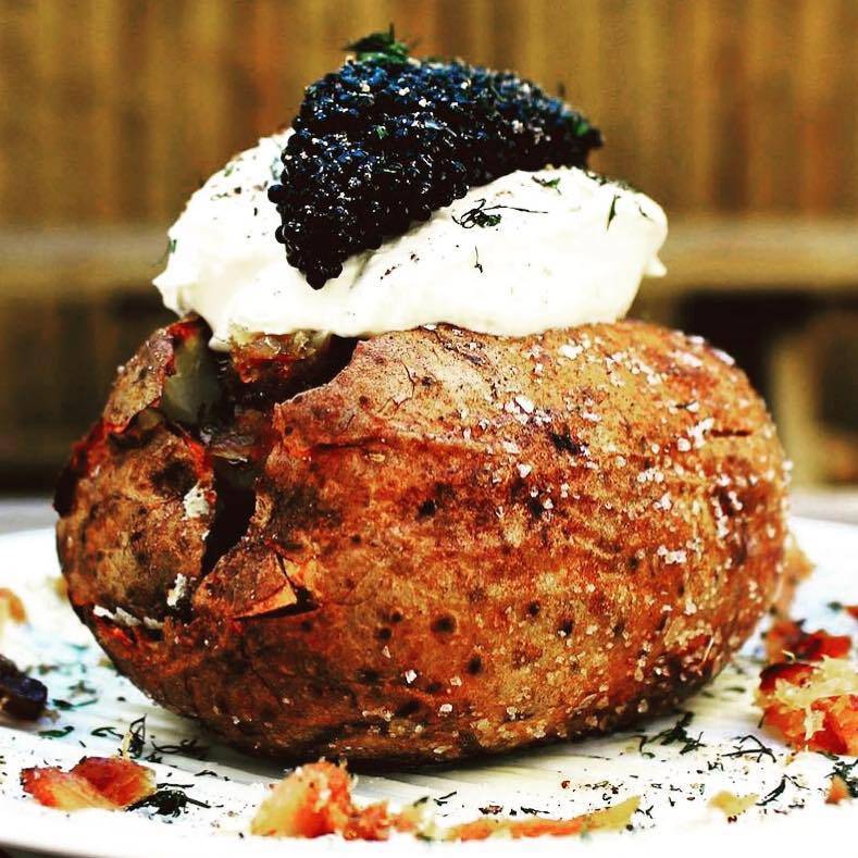 Mekelburgs | restaurant | 293 Grand Ave, Brooklyn, NY 11238, USA | 7183992337 OR +1 718-399-2337