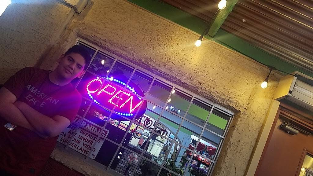 Señor Vaqueros Carne Asada | restaurant | 623 E Roeser Rd, Phoenix, AZ 85040, USA | 6022433347 OR +1 602-243-3347