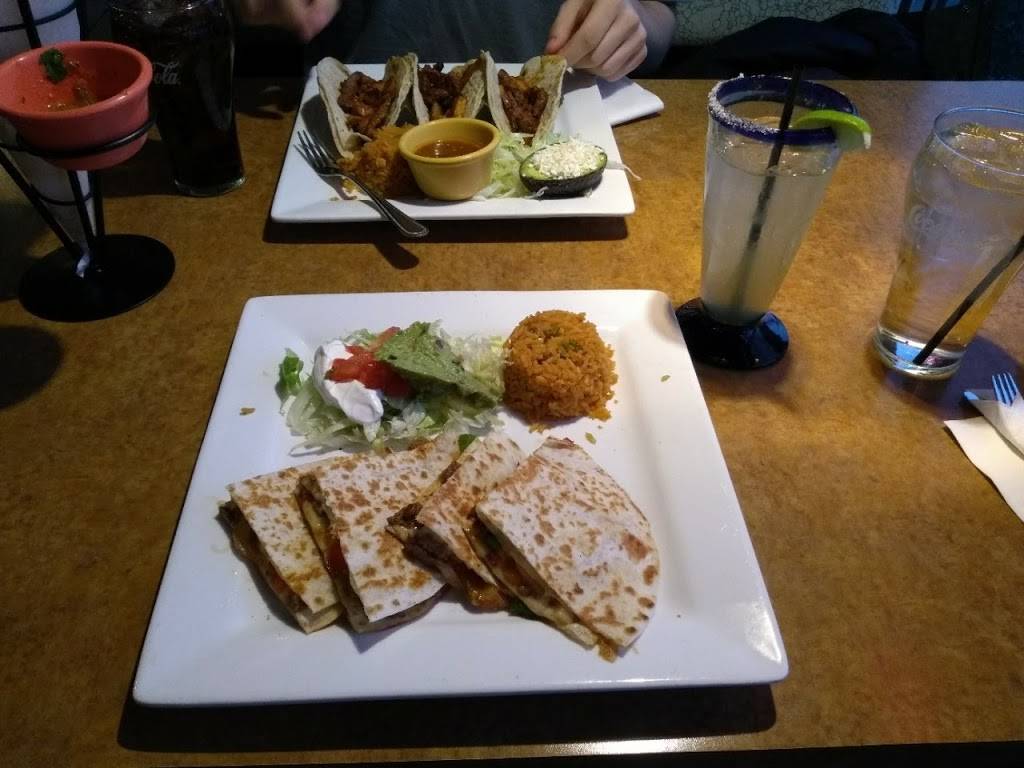 Margarita City | restaurant | 8201 S Howell Ave, Oak Creek, WI 53154, USA | 4145745144 OR +1 414-574-5144