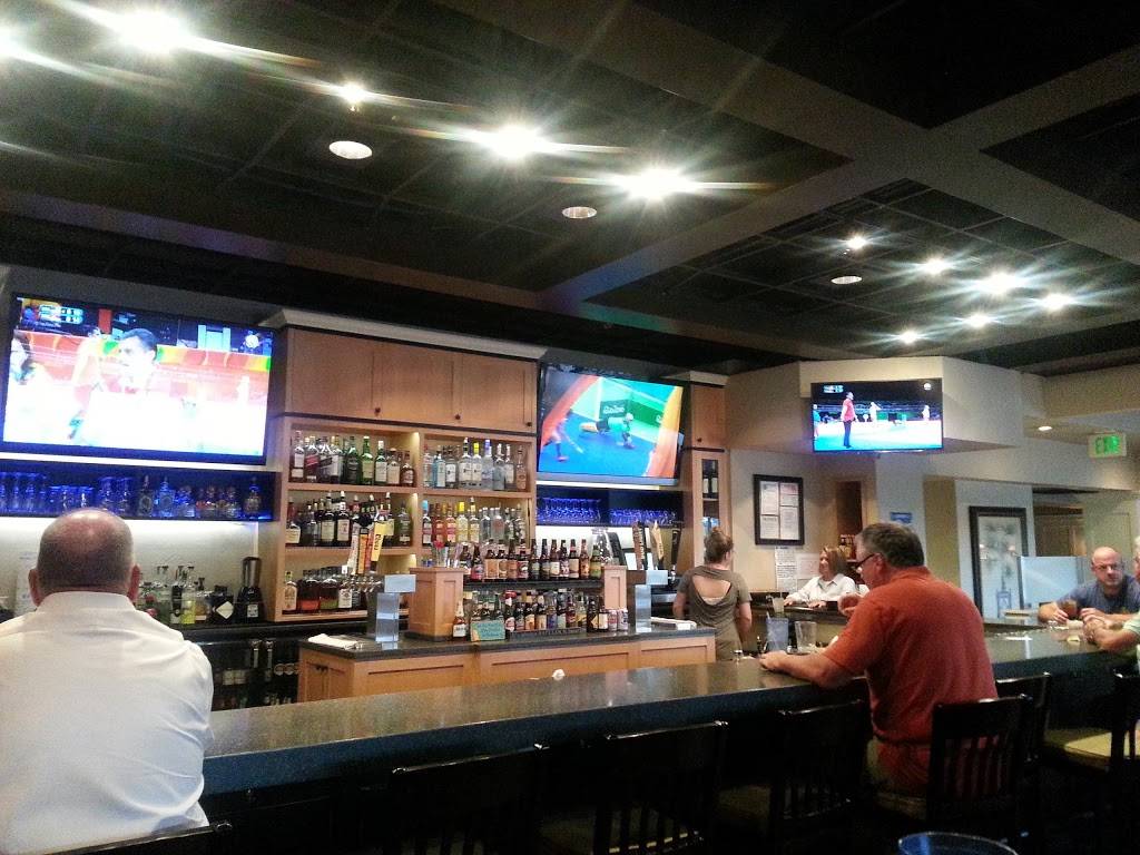 Malones Clubhouse Grill | restaurant | West Town Center, 14455 W 64th Ave Unit G, Arvada, CO 80004, USA | 3039401800 OR +1 303-940-1800