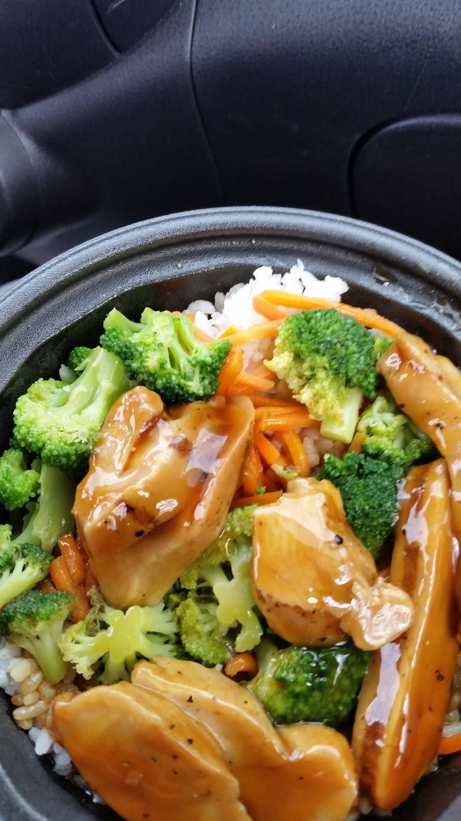 Jack in the Box | restaurant | 3404 Rider Trail S, Earth City, MO 63045, USA | 3147392046 OR +1 314-739-2046