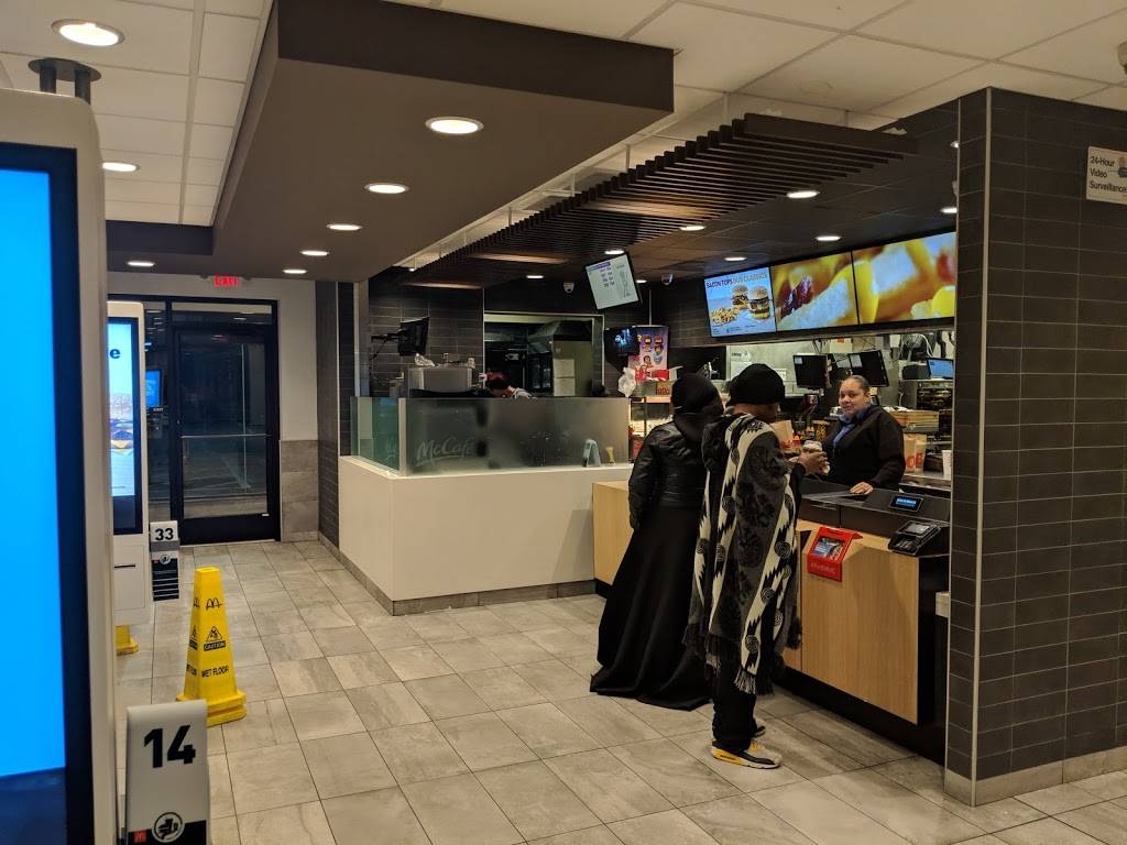 McDonalds | cafe | 101 S 52nd St, Philadelphia, PA 19139, USA | 2157486800 OR +1 215-748-6800