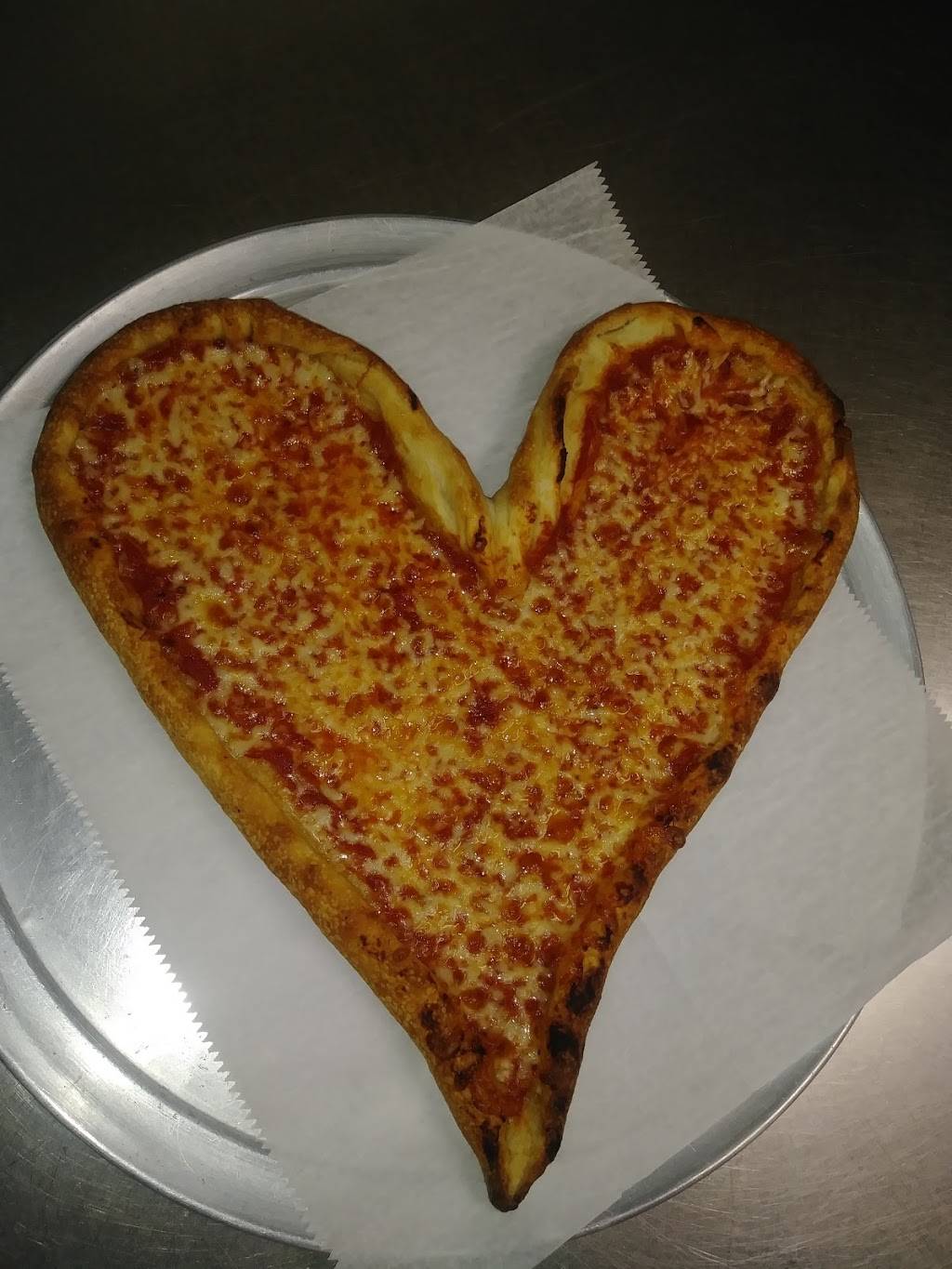 Stelios Pizza House | meal takeaway | 224 N Bedford St, East Bridgewater, MA 02333, USA | 5083787490 OR +1 508-378-7490