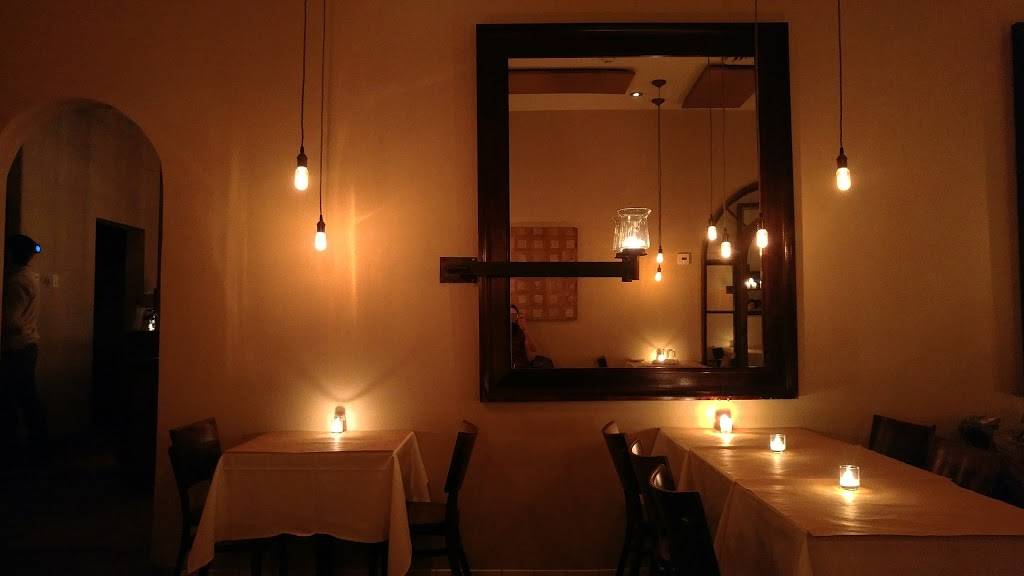 Blairs Restaurant | restaurant | 2901 Rowena Ave, Los Angeles, CA 90039, USA | 3236601882 OR +1 323-660-1882