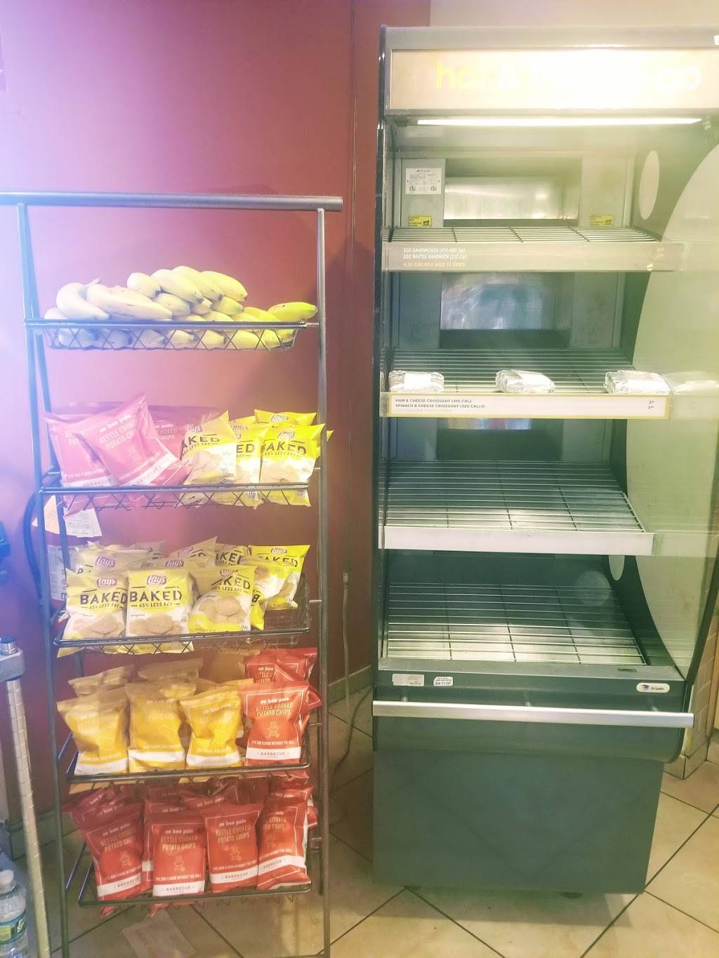 Au Bon Pain | restaurant | One Bay St, Staten Island, NY 10301, USA | 7184200846 OR +1 718-420-0846