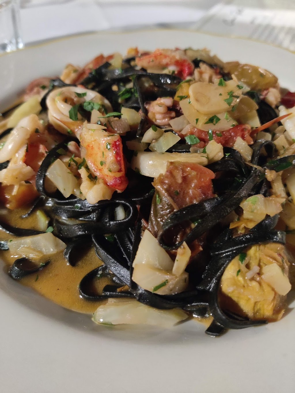 Ciao Roma | restaurant | 5 N Square, Boston, MA 02113, USA | 6178294975 OR +1 617-829-4975