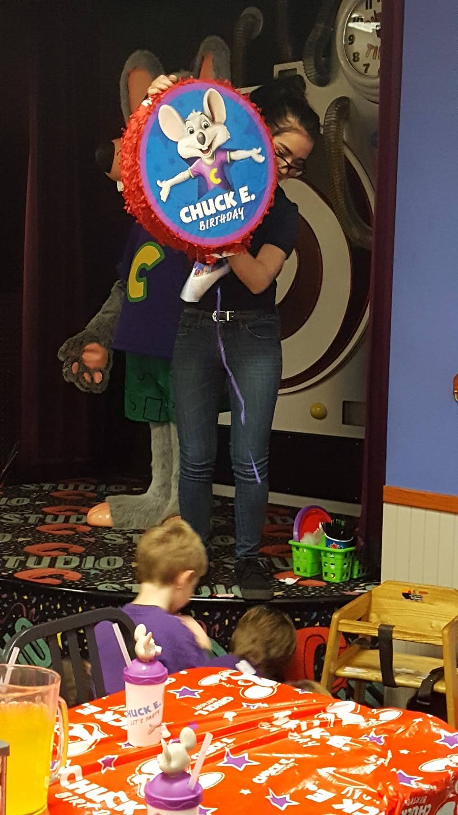 Chuck E. Cheeses | restaurant | 9931 E US Hwy 36, Avon, IN 46123, USA | 3172717611 OR +1 317-271-7611