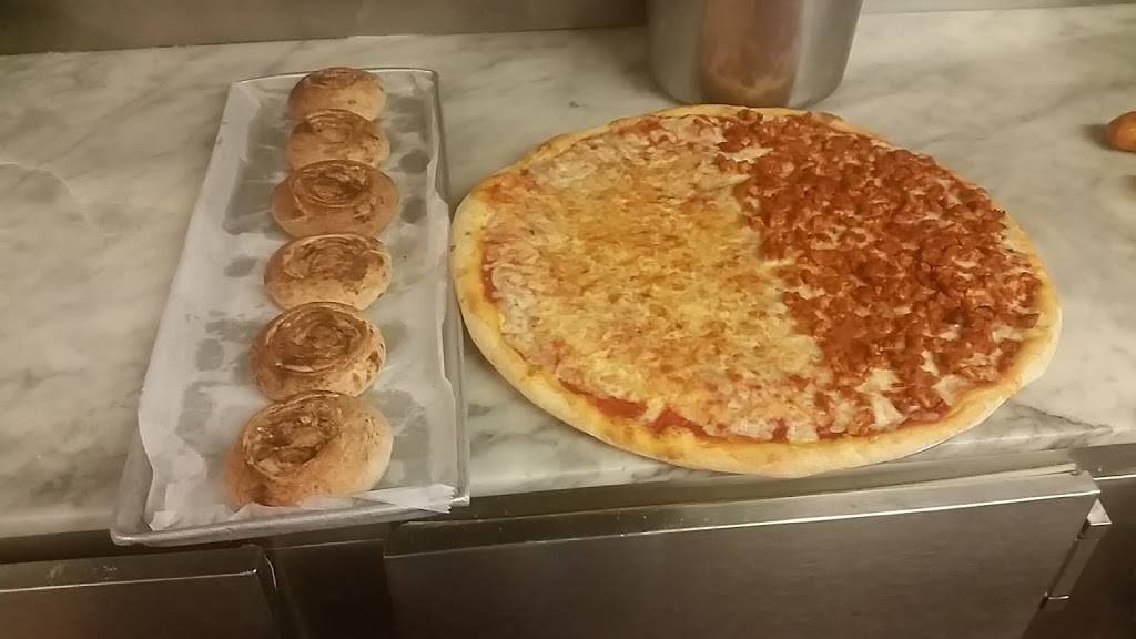 Luna Kings Pizzeria | restaurant | 1115 Kings Hwy, Brooklyn, NY 11229, Brooklyn, NY 11229, USA | 7189984400 OR +1 718-998-4400