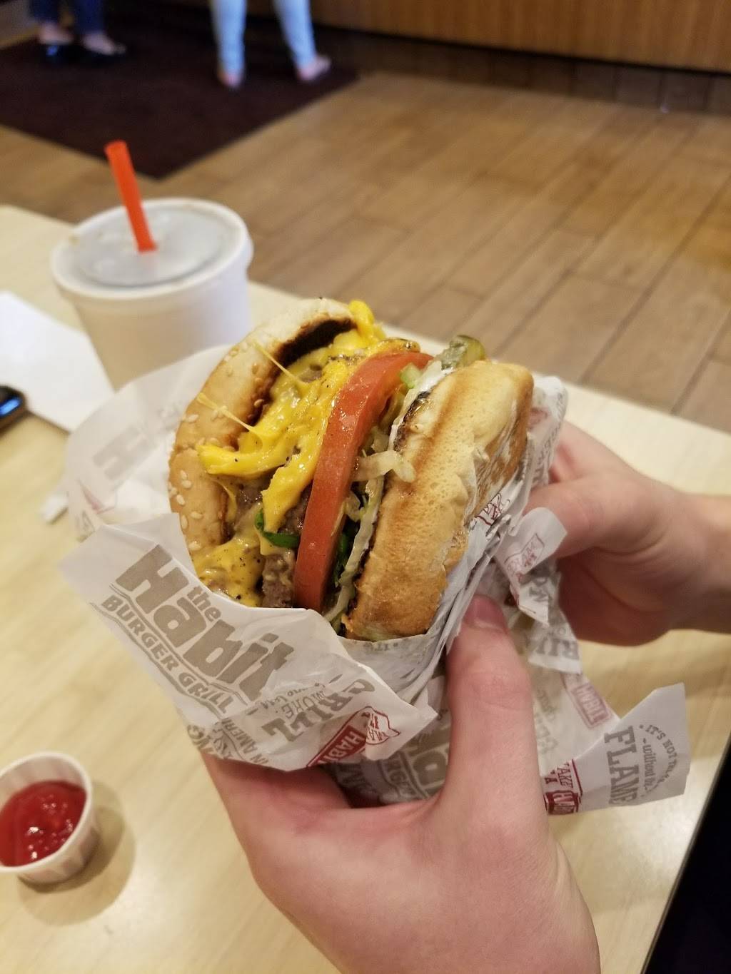 The Habit Burger Grill | meal takeaway | 28251 Newhall Ranch Rd, Valencia, CA 91355, USA | 6612941071 OR +1 661-294-1071