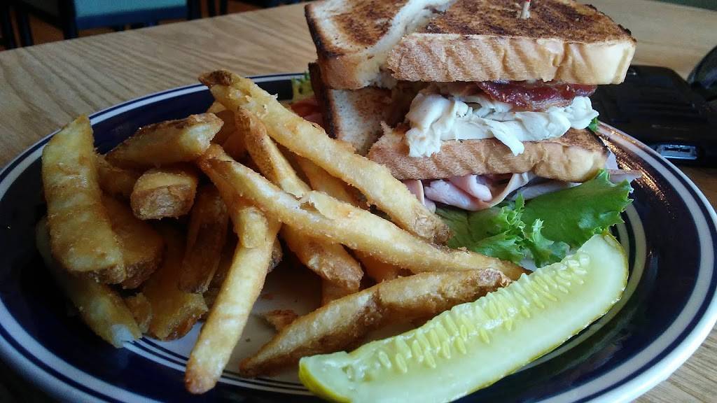 Uncle Bucks | restaurant | n, 42 E Main St, Luray, VA 22835, USA | 5407432323 OR +1 540-743-2323