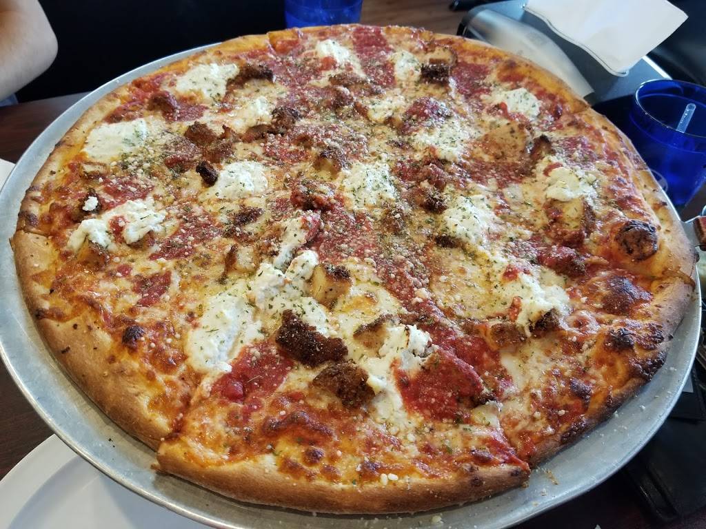 Anthonys NY Pizza | restaurant | 10020 Coconut Rd Suite 130, Bonita Springs, FL 34135, USA | 2393014727 OR +1 239-301-4727