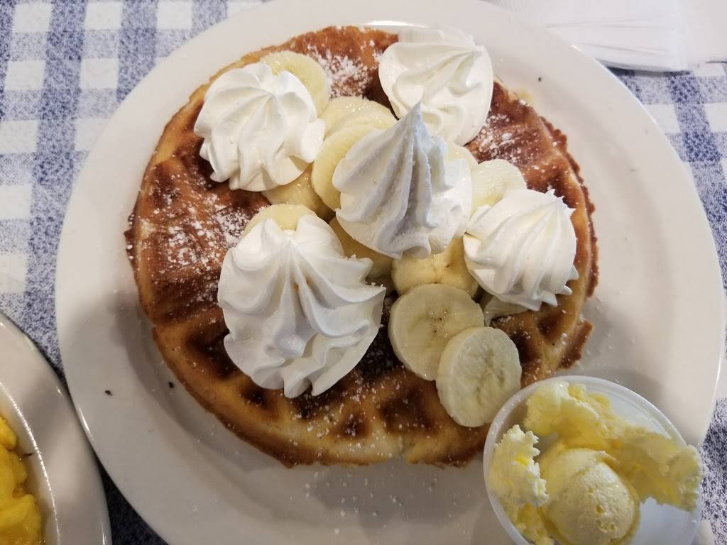 Blue Plate Cafe | restaurant | 113 Court Ave, Memphis, TN 38103, USA | 9015232050 OR +1 901-523-2050