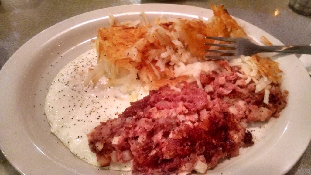 Mayberry Junction | restaurant | 390 N Locust St, Manteno, IL 60950, USA | 8154683811 OR +1 815-468-3811