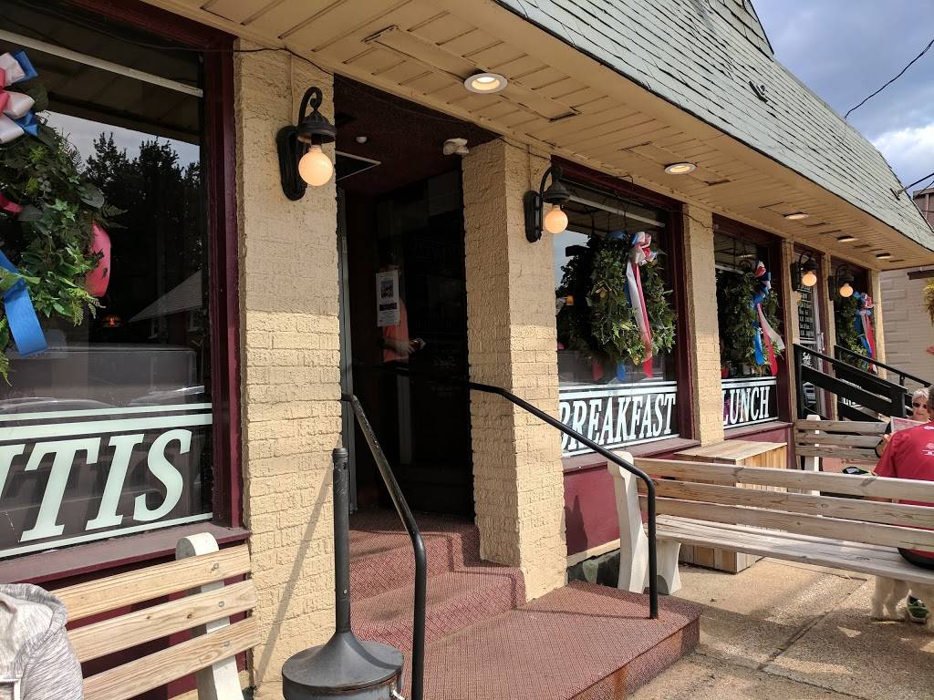 Avantis | restaurant | 1662 W 8th St, Erie, PA 16505, USA | 8144563096 OR +1 814-456-3096