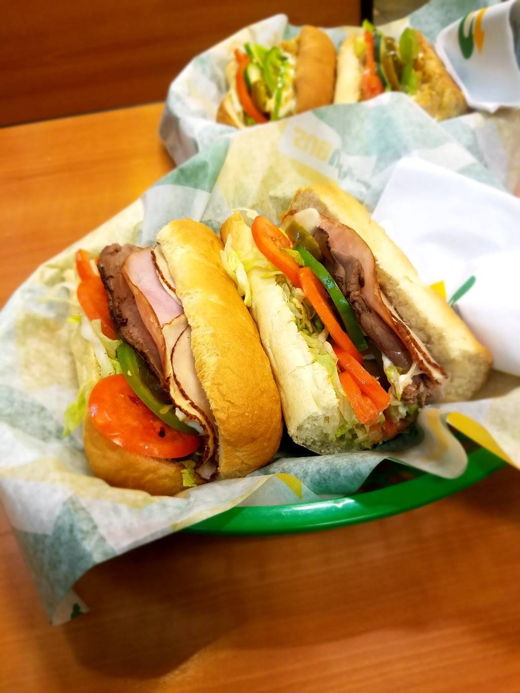 Subway | meal takeaway | 1610 N 36th St Suite B101, Phoenix, AZ 85008, USA | 6022755585 OR +1 602-275-5585