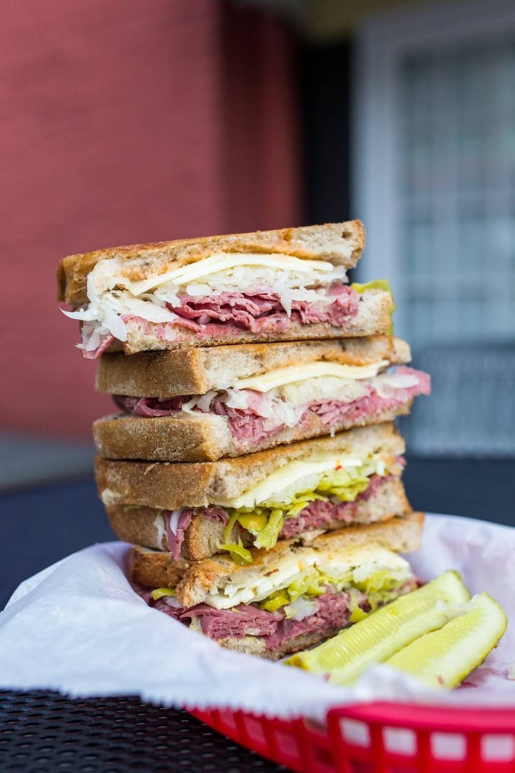 Fricanos Deli & Catering | meal delivery | 2405 Nueces St, Austin, TX 78705, USA | 5124823322 OR +1 512-482-3322