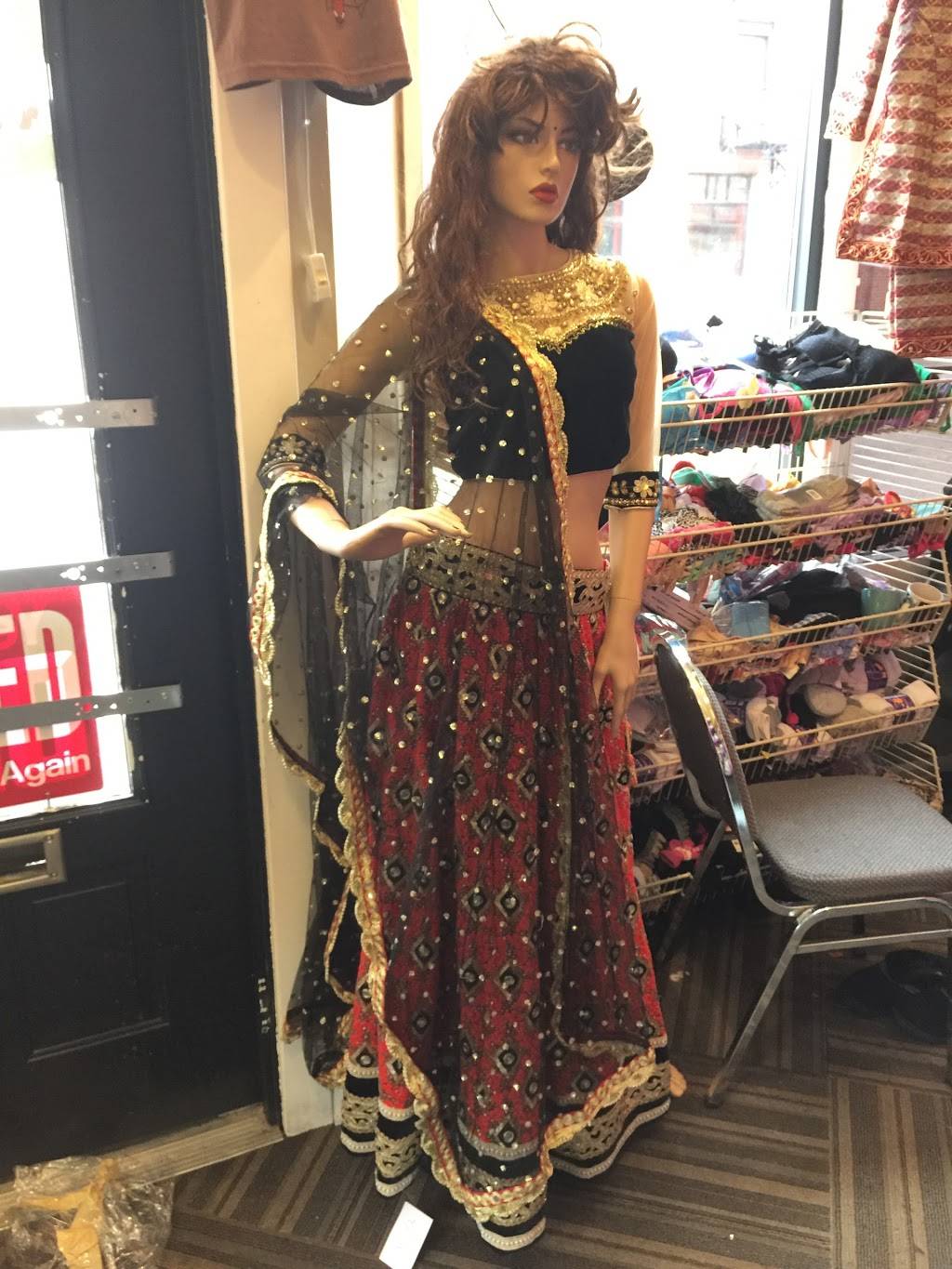 Khusie (Khushi) New Collection | restaurant | 137 E Cuyahoga Falls Ave, Akron, OH 44310, USA | 3307858896 OR +1 330-785-8896