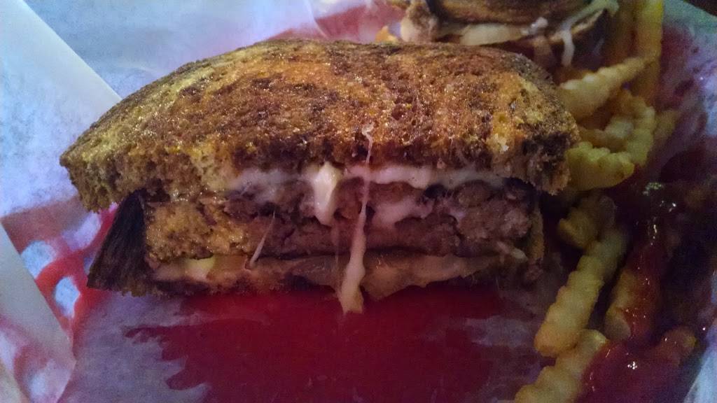 Norwood Bar & Grill | restaurant | 4592 NE 29th St, Des Moines, IA 50317, USA | 5152656574 OR +1 515-265-6574