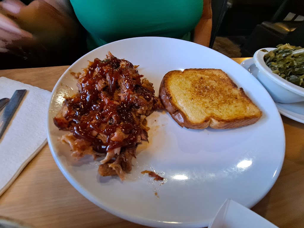 Mitchells Bar-B-Q | restaurant | 5980 Winkler Rd, Fort Myers, FL 33919, USA | 2396898411 OR +1 239-689-8411