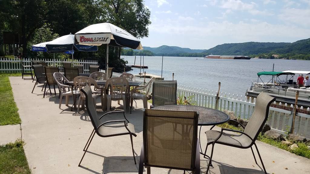 Hungry Point Bar & Grill | restaurant | 23797 Lake Rd, Trempealeau, WI 54661, USA | 6085347771 OR +1 608-534-7771