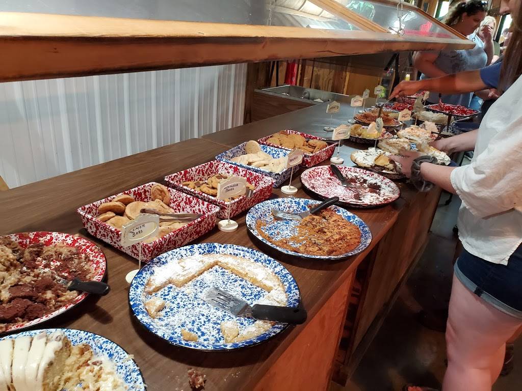 Charleys Buffet | restaurant | 23799 State Hwy B, Lincoln, MO 65338, USA | 6606680171 OR +1 660-668-0171